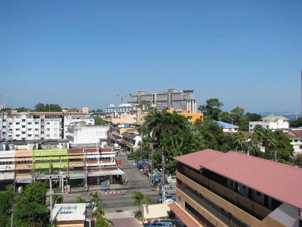 Hotel Siam Platinum Pattaya Exterior foto